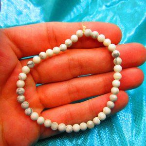 White Howlite 4mm Round 7" Stretchy Gemstone Bracelet